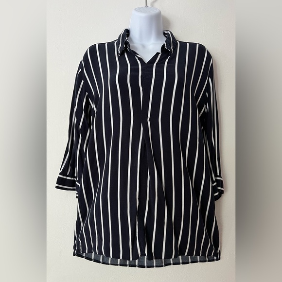 F&F Navy and White 3/4 Sleeve Top - Picture 2 of 5